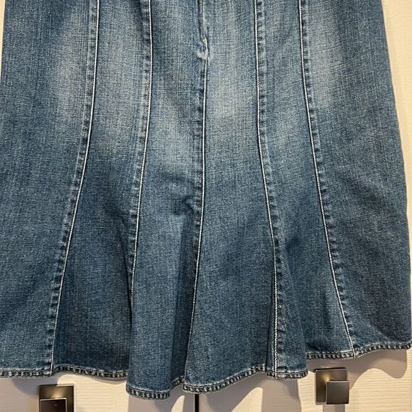Liz Claiborne Blue Denim Skirt Size 10 (see measurements) - Picture 7 of 10